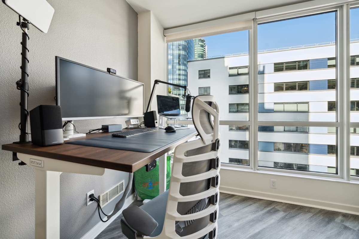Workspace Talk: The Benefits of An Ergonomic Chair