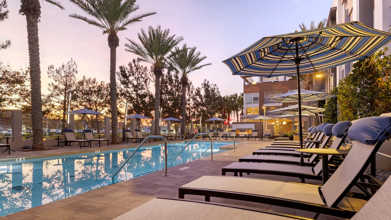 Resort-Style Swimming Pool & Sundeck