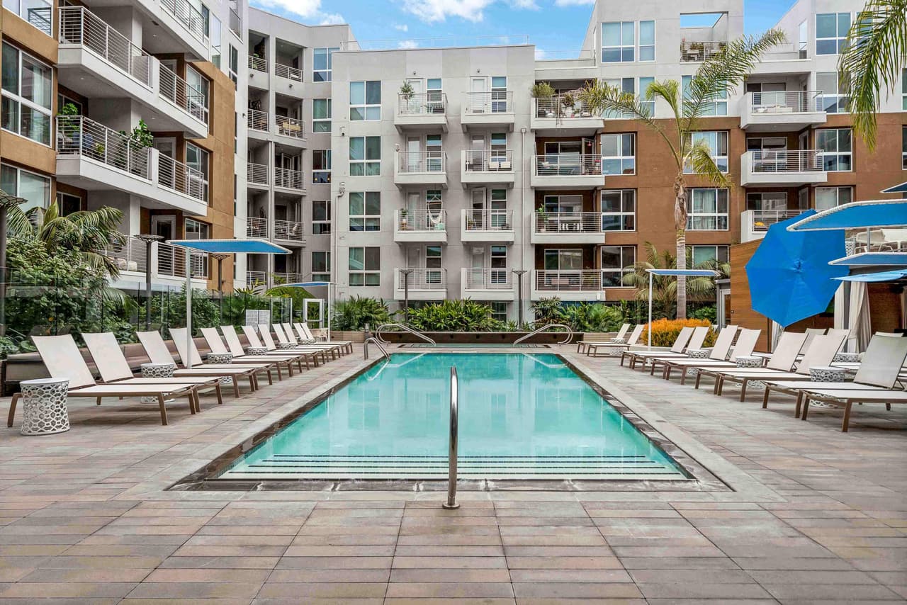 Resort-Style Swimming Pool & Spa