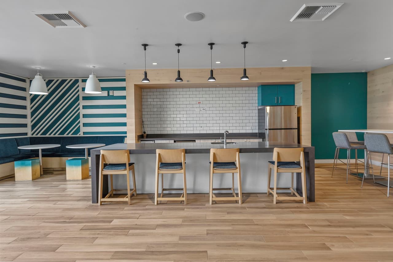 Resident Lounge & Co-Working Areas