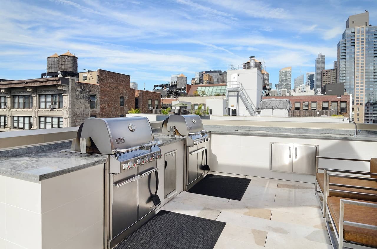 COMMUNITY BBQ GRILLS